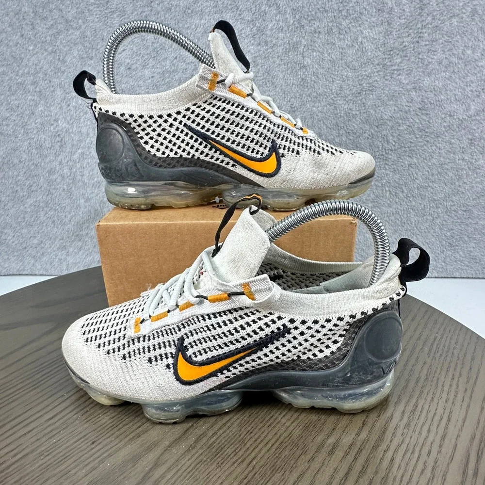 Nike Air Vapormax 2021 Flyknit Kids Running Shoes 4Y Grey Orange DB1550-004